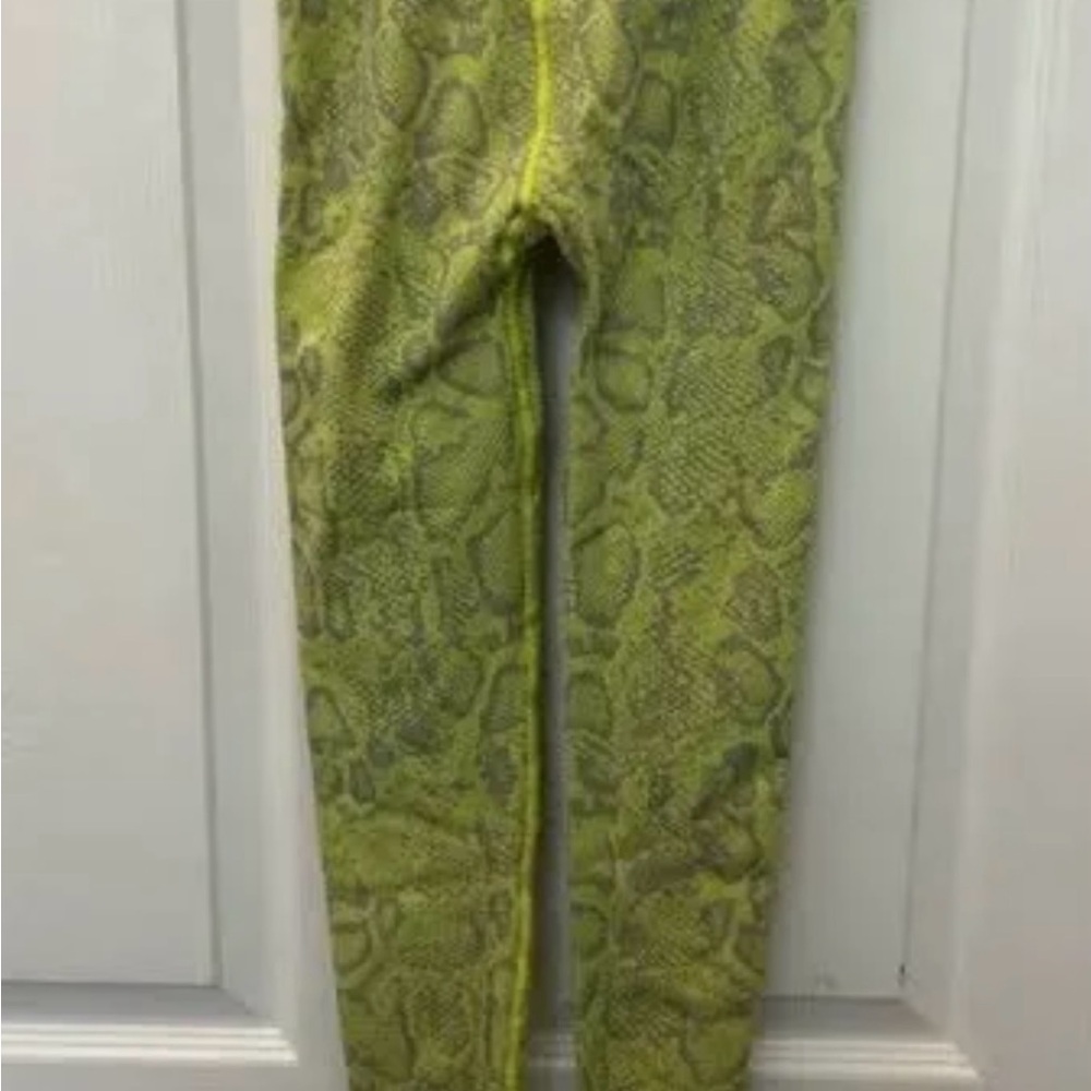 Small - Worn Twice - image 3